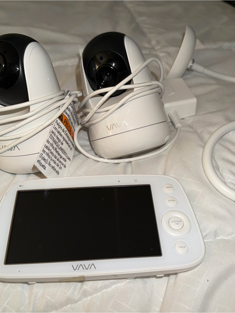 VAVA White Baby Monitor with Dual Cameras
